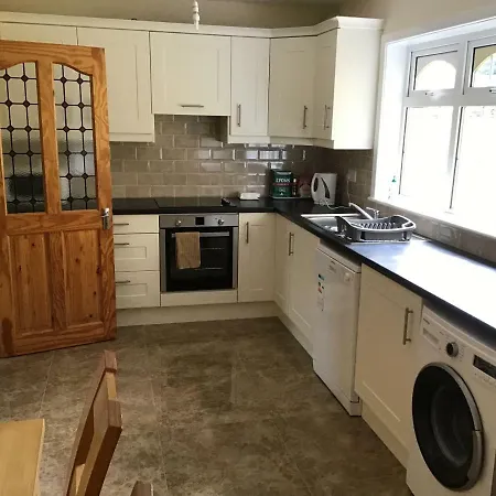 153 Pinewood Estate *